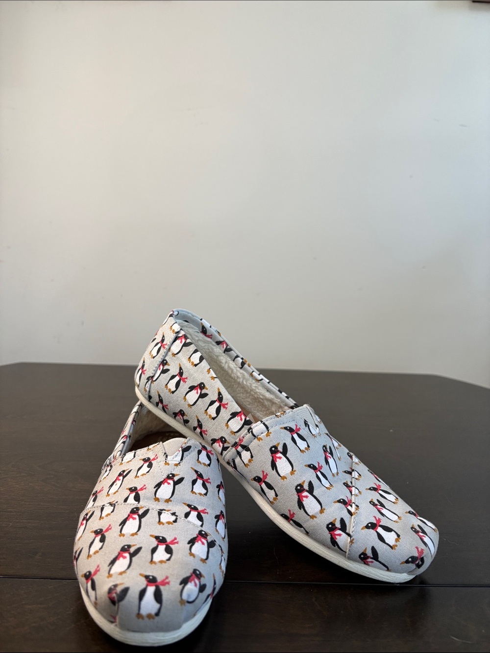 Toms White Canvas Slip-Ons with Black and Pink Penguin Print Size 8.5
